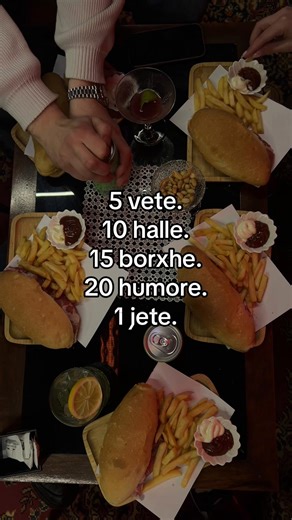 Shijoje jeten në barin e Tiranës