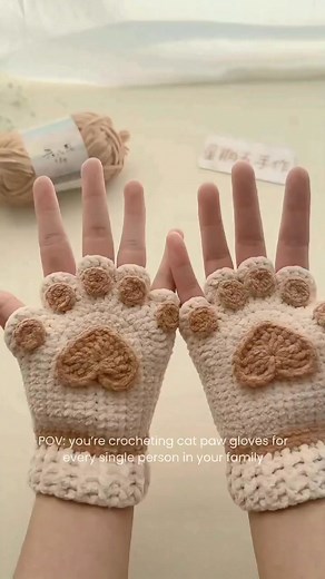 142K views · 709 reactions | POV: you’re crocheting cat paw gloves...