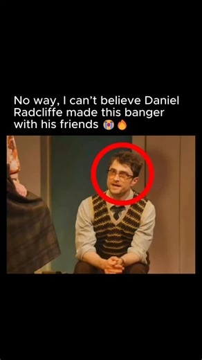 hustle_core on Instagram: "Daniel Radcliffe surprised audiences by revealing a powerful singing ability that few expected. Known mainly for his iconic film role, his transition into musical theatre caught people off guard. Viral clips highlighted his vocal control, confidence, and growth on stage. Critics praised the dedication behind his performance, proving he wasn’t just acting—he was evolving. The moment sparked conversations about how often real talent gets underestimated. #MerrilyWeRollAlo