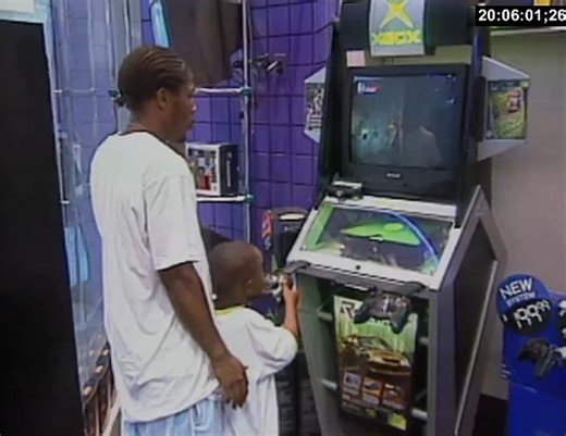 What it was like buying video games in 2002. 💿 | Retro Dodo