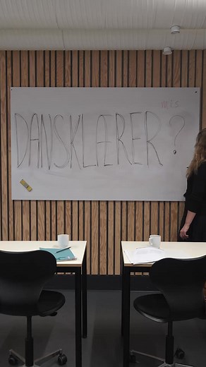NYERE LITTERATUR – OG KANONFORLØB TIL DIN UNDERVISNING Nu bliver det endnu lettere at arbejde med både nyere litteratur og kanontekster i danskundervisningen! Når du køber et klassesæt af udvalgte skønlitterære bøger fra Lindhardt og Ringhof, får du og dine elever fri adgang til Det til dansk – Bibliotek i 3 år. Her finder du: ✨ Et digitalt bibliotek med over 250 litterære og nonfiktive tekster ✨ Forløb til alle 36 kanonforfattere ✨ Nye litterære værker og mulighed for samlæsning ✨ Opgaver, forf