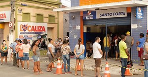 Coronavirus Aid Sees Brazil’s Poverty Rates Drop to Lowest Level Since 2004