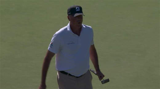 Matt Kuchar sinks 6-foot birdie putt on No. 14 at Sanderson Farms