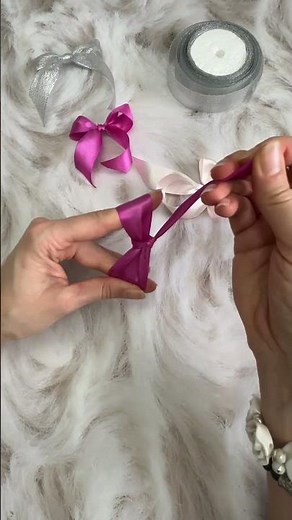 Finger Bow Tutorial 🎀 Small, Pretty & Super Easy