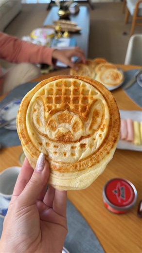 Waffle de pão de queijo: receita fácil com 5 ingredientes