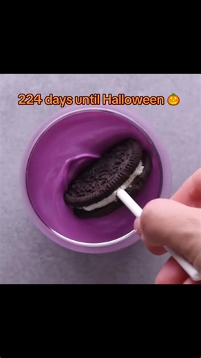 224 days until Halloween 🎃 | halloween is coming up