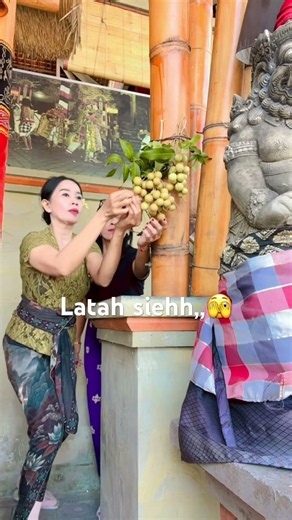 Latah ma gitu😆😆😆