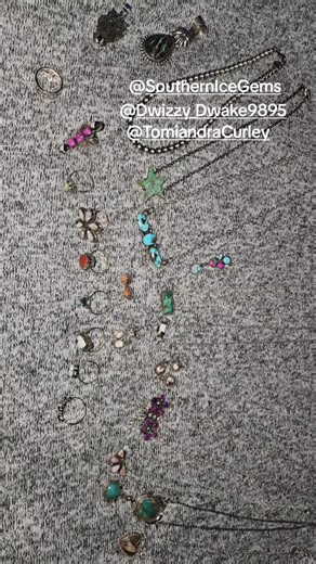 Obsesionada con las Piezas Nativas de Joyas