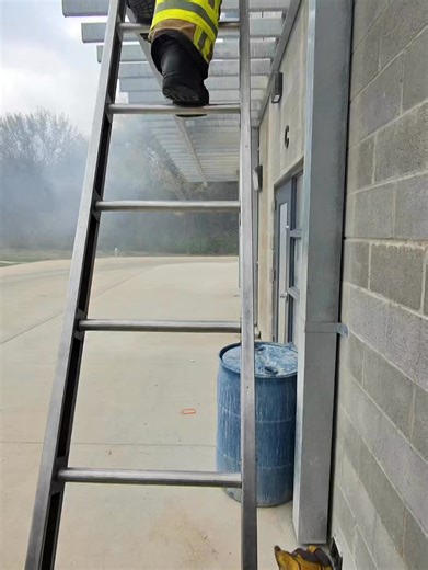 🚨 Training Day Spotlight: Vent-Enter-Search (VES) over Commercial 🚨 Our crews were hitting the training ground hard this week, focusing on one of the most critical and complex tactics in the playbook: Vent-Enter-Search (VES), specifically targeting those popular apartments built over commercial occupancies! Modern construction presents a never-ending puzzle. With lightweight materials, open floor plans, and unique layouts in these mixed-use structures, the traditional firefighting approach nee