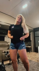 191K views · 9K reactions | Dancing tonight in Texas! Stockyards tomorrow #fortworth #texas #followmyinsta #camperlifestyle #fyp #foryou #trendin #stockyards #fortworthstockyards #viral #independentwoman #blonde #blowthisup | Noelia Gonzalez | Facebook