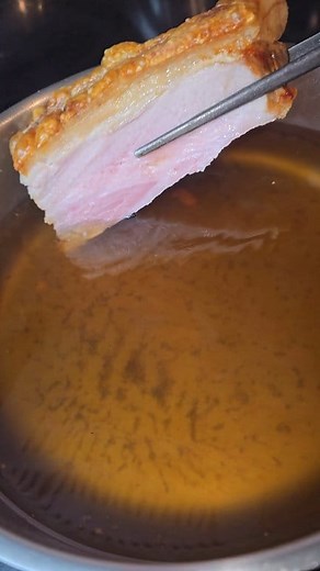 1.7M views · 5.9K reactions | Achieving that golden-brown, shattering crisp with a precise deep fry. Temperature control is key #fblifestyle #foodie | Mywayofeating | Facebook