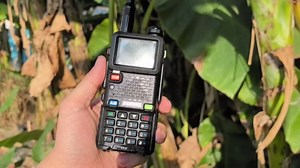 Baofeng 5RM Handheld Ham Radio 10W Long Range Walkie Talkies with Wireless Programmer,NOAA Weather Radio,2500mAh USB-C Battery,Long Antenna,Speaker Mic,999CH for Survival Gear Hunting Camping - 2Pack