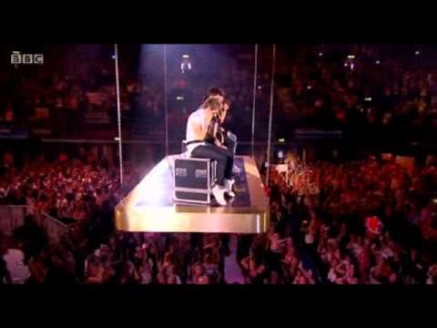 One Direction - Moments - Teen Awards