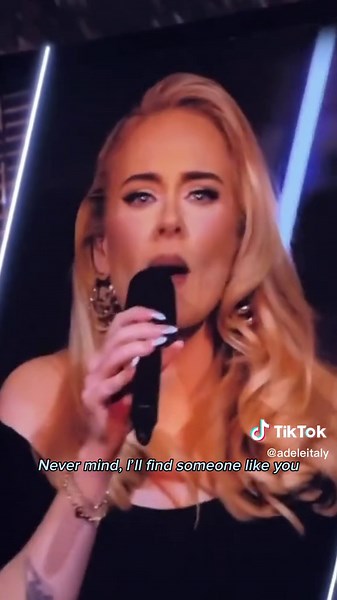 Adele's Heartwarming Live Performance in Vegas