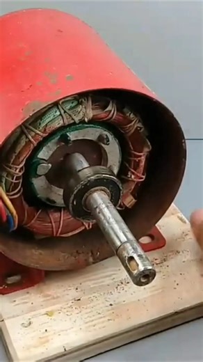 I turn Water pump Motor into 240v.30kw Free Energy Generator 100% #shorts