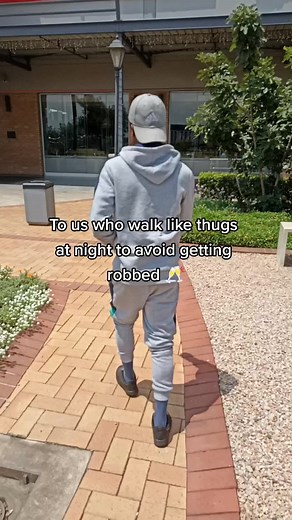 Walking Safely at Night to Avoid Robbery