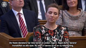 I dag besøgte det nye kongepar Folketinget. I klippet her kan du høre Folketingets formand, Søren Gade, holde tale i Folketingssalen 👑🇩🇰 | Folketinget