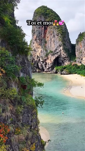 Toi et moi👩‍❤️‍💋‍👩 #lyrics_video #lyrics_#francetiktok🇨🇵@Black Lyrics ☑️