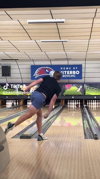 For those who missed it yesterday 🤭 #bowling #strike #fyp #college #pba