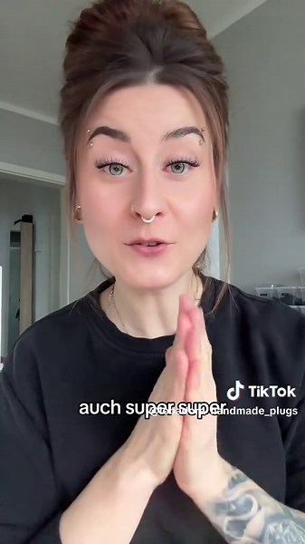 Eine Sache, die ganz viele von euch gar nicht wissen ☺️ #plugs #tunnels #strechedears #piercinggirl #bodypiercing #piercinglovers #schmuck #handmadejewelry