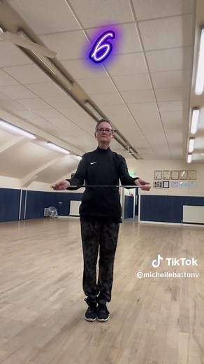 Beginner Baton Twirling Tutorial for Majorettes