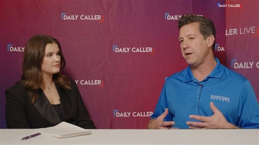 🚨WATCH: Mark Mitchell of Rasmussen Reports, in conversation with Daily Caller's Reagan Reese, warns that dismissing affordability, defending H-1Bs, and downplaying economic pain risks alienating younger voters—even inside Trump’s base. | The Daily Caller