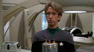 Watch Star Trek: Voyager Season 4 Episode 14: Message In A Bottle - Paramount  United Kingdom