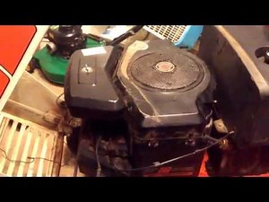 1981 Simplicity 5116 Special Lawn Tractor w/ Seized Engine (before work)