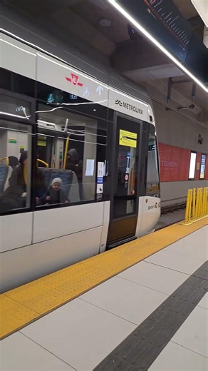 LRT Train Chime Sound + Train Leaving Eglinton Station