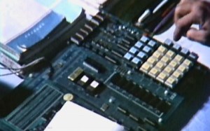 1986年，年轻人会用电脑编程可是相当牛的【1986 中央新影资料】