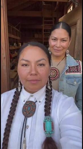 Dear friends in the States, if you believe in building bridges instead of walls, and you have no problem with us, can we be friends? Hit Follow to join our family! ✨ #NoProblemWithUs #IndigenousSisters #Equality #USA