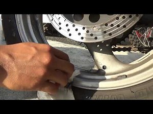 バイクのホイール汚れを浮かせて拭き取る方法をご紹介