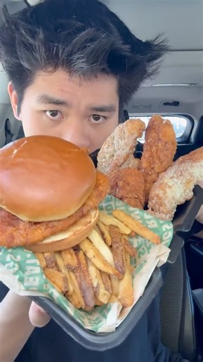 Austin on Instagram: "I got the hot honey rub and garlic parm from Wingstop … what other flavors should i try? #wingstop #mukbanger #batonrouge #viral #reels"