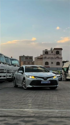 كامري هايبرد من معرض لاندكروزر للسيارات | camry