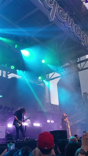 #theused #theusedband #allthativegot #fyp #concerts #liveconcert favorite song @The Used 2022