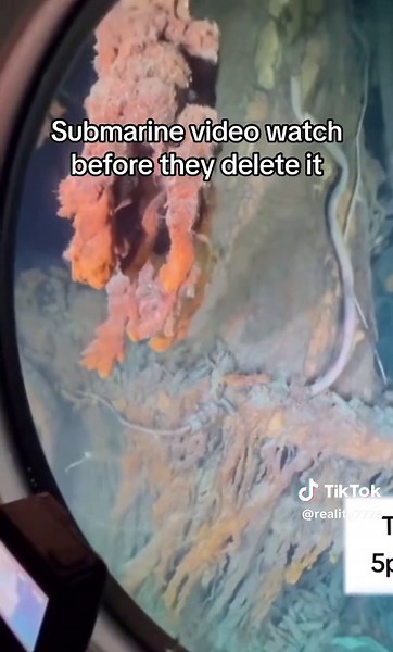 Lost Submarine: Real Footage of 5 People Inside Exploring the Sea