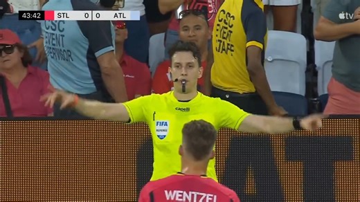 VAR explained by 'troll' referee 🤣🤣🤣 🎥 : MLS on Apple TV #MLS #STLATL #VAR #VARExplained #Referee #SNESports | SNE Sports