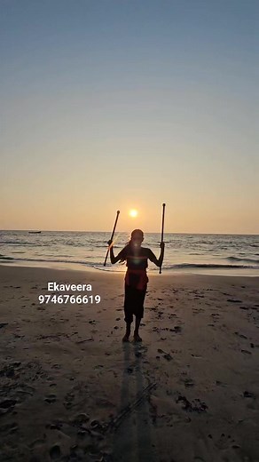 വടി വീശ് 🔥 Double staff spinning 🔥 online class : 9746766619 #kalari #staffpinning | Vishnu Lal