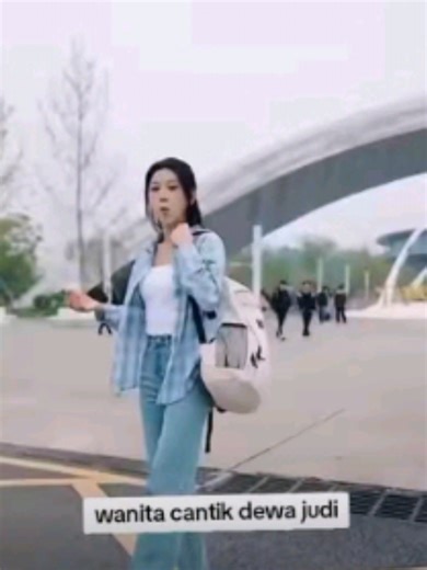 Drama Wanita Cantik Dewa Judi Part 18