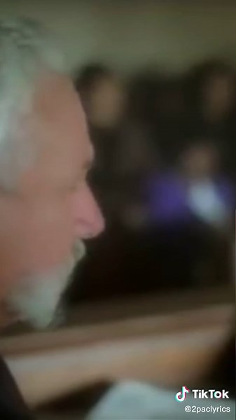 2PAC MAYBE IM CRAZY#MakeNightsEpic #2paclyrics #2pac#music #hiphop #rap