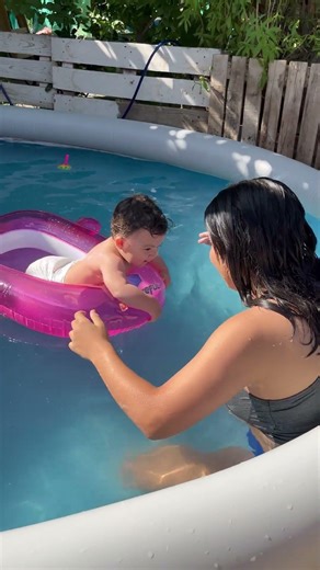 Inflatable Pool Wall Gives Out While Family Is Still In It