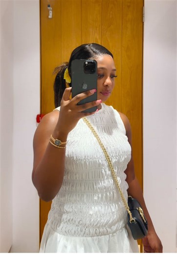 The Allure of White Dresses: Style Tips and Inspirations