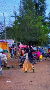 35K views · 4.4K reactions | Wait for it  The end  Share, like, comment and follow for more 100 #ур #viral #trending #instagram #reels #prankgonewrong #funny #PrankWars #Gotcha #Prankster #LOL#PrankAlert #ComedyGold#FunnyPranks #PrankTime #JustForLaughs #EpicPranks | Elvis Shillah | Facebook