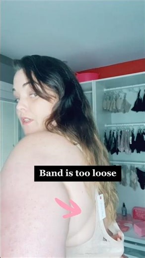 This is what a bad bra fit actually looks like. #brafitting #shortsfunny