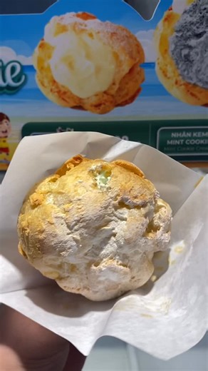 Tukang PO Jajan Luar Negri & Hobby sharing Jajanan | Tolong beard papa ini enak banget yang mint cookie 🤯 | Instagram