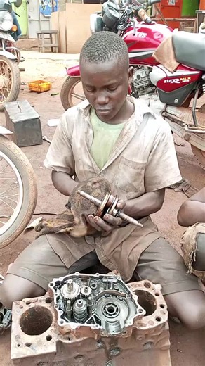 Engine Disassembly and Repair Techniques Explained