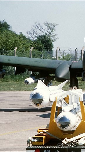 A-10 Thunderbolt: A Fortaleza Voadora Indestrutível