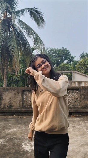 Too late for this trend 🙂 l Dance cover #shorts #ytshorts #dance #trending