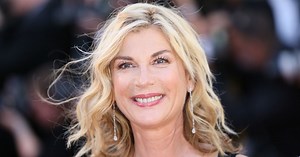 Les Enfoirés 2024 : Michèle Laroque en dit plus sur le prochain spectacle pour les Restos du Cœur, “On a…”