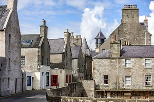 Lerwick Travel Guide - Expert Picks for your Vacation